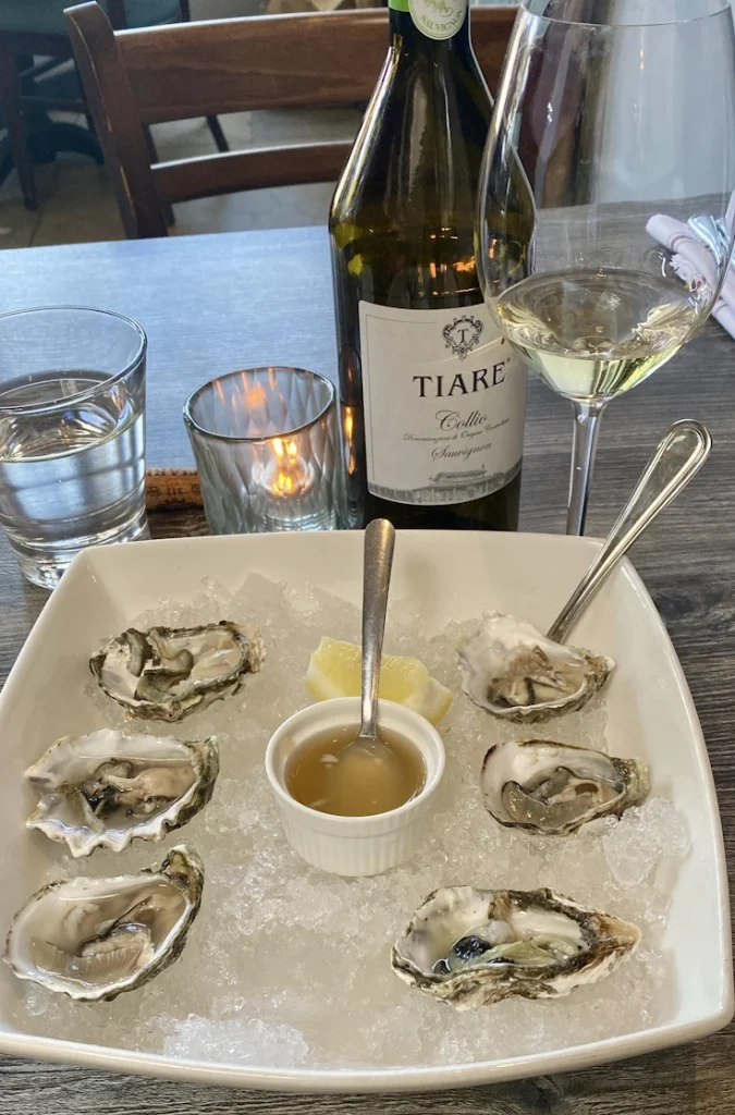 Oysters on ice with a Tiare Sauvignon Blanc from Collio, Italy.